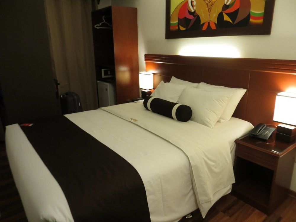 Hotel Ferre Куско Экстерьер фото