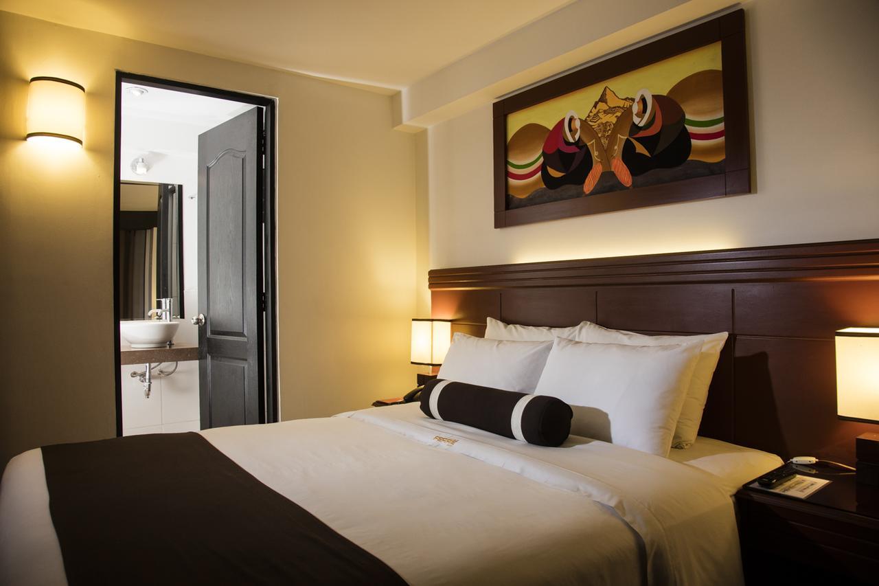Hotel Ferre Куско Экстерьер фото