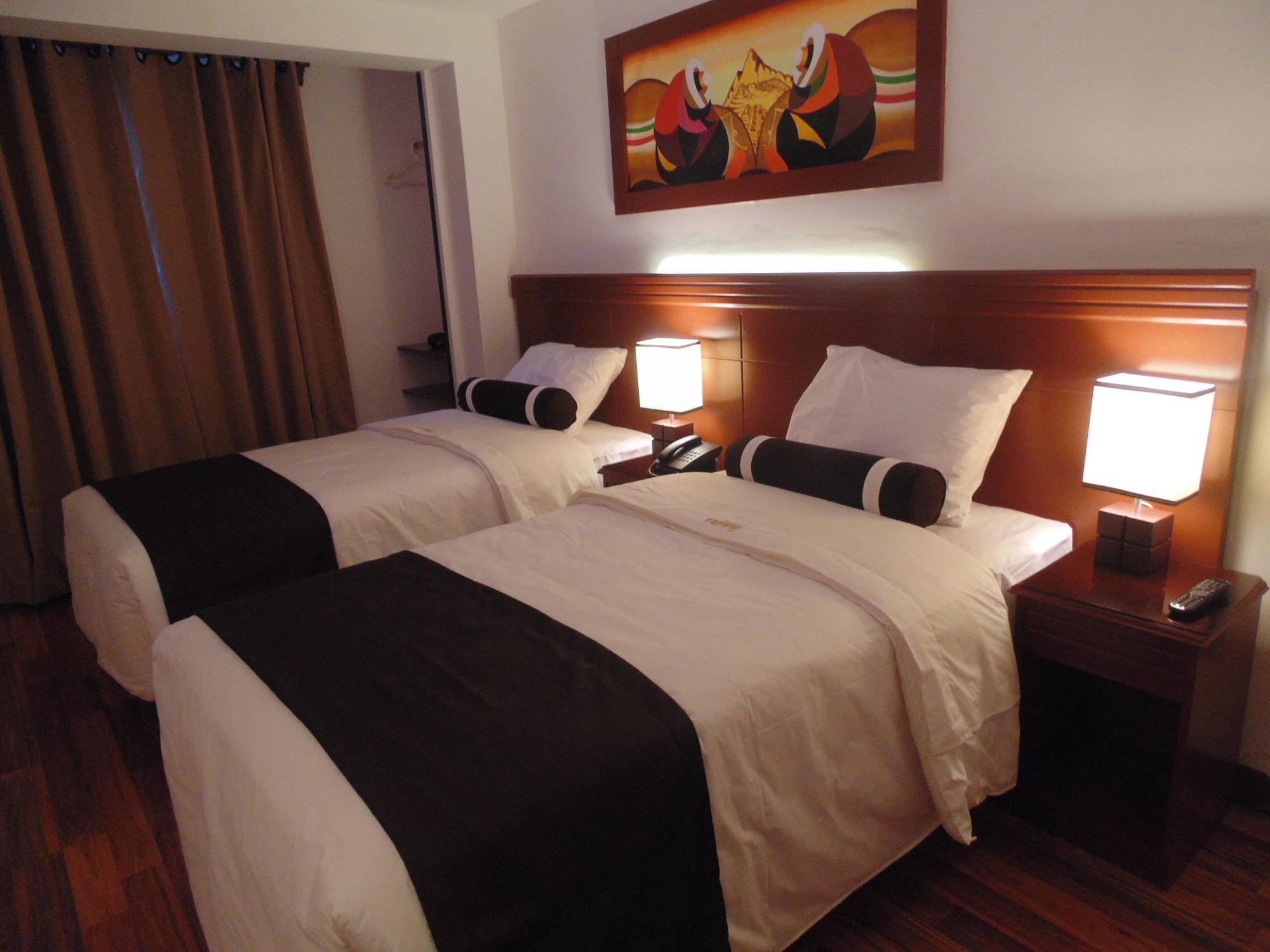 Hotel Ferre Куско Экстерьер фото