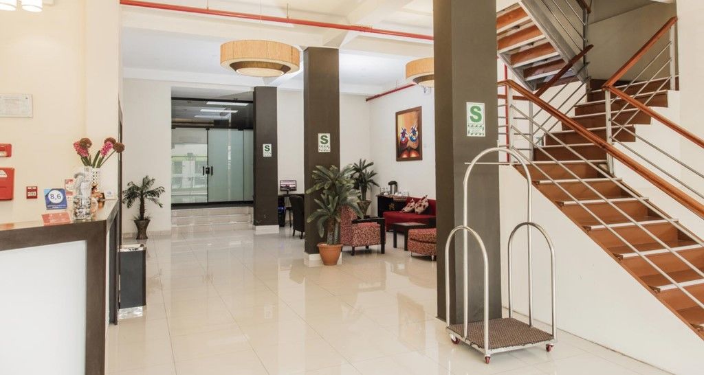 Hotel Ferre Куско Экстерьер фото